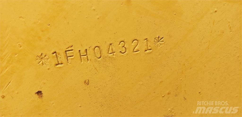 CAT D8R Εκχερσωτές