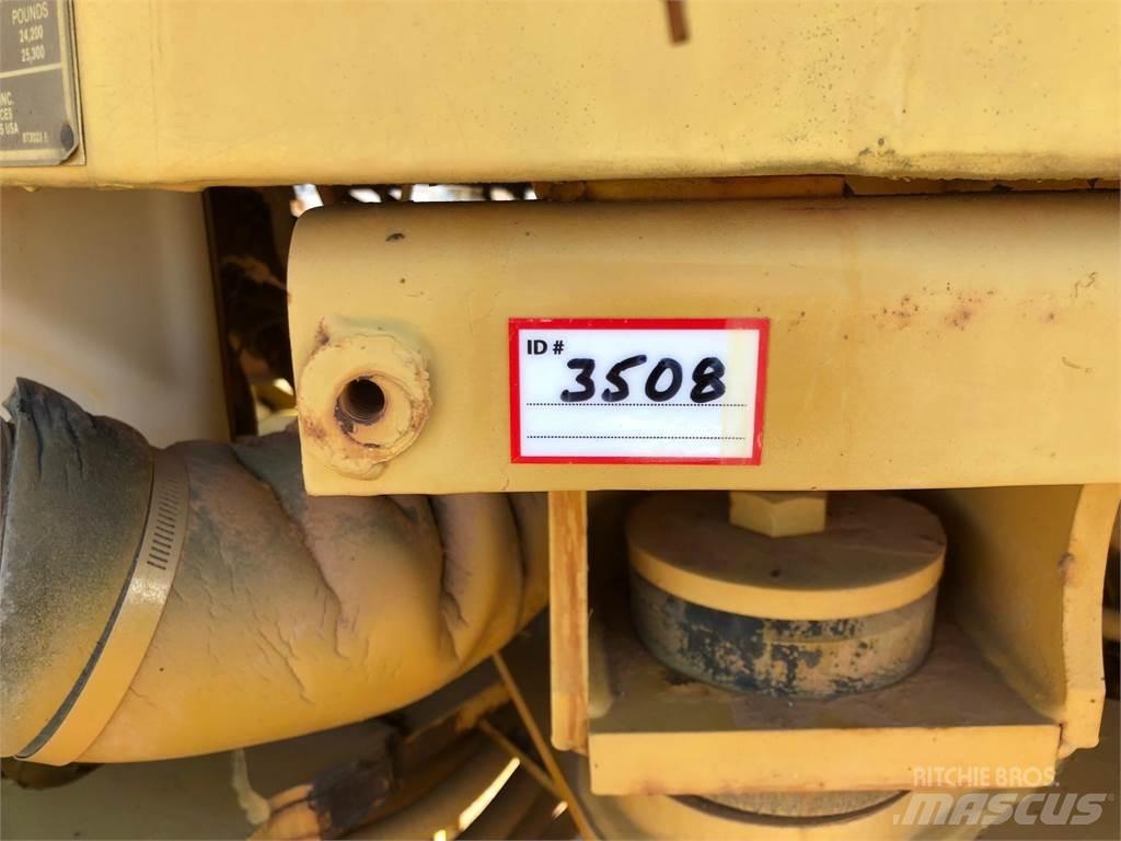 CAT IT18B Φορτωτές με λάστιχα (Τροχοφόροι)