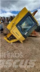 Komatsu WA1200 Καμπίνες και εσωτερικό