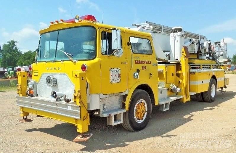 Mack CF685 Πυροσβεστικά οχήματα