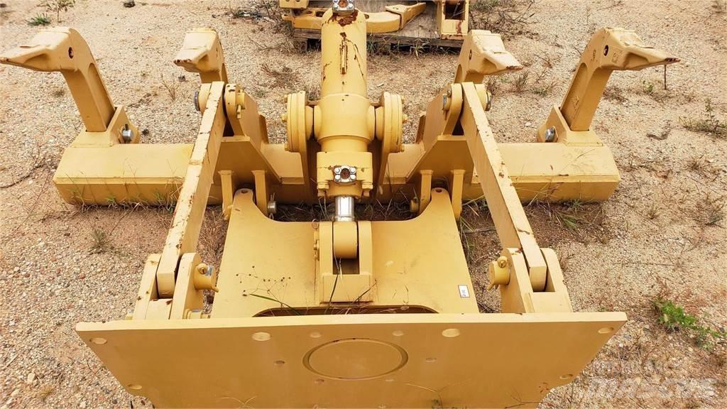  Ripper CAT D6D Εκχερσωτές