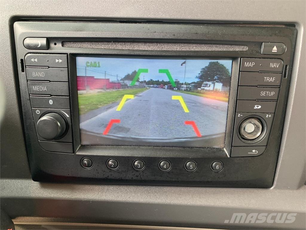 DAF LF210 4x2 FA Φορτηγά με Γερανό