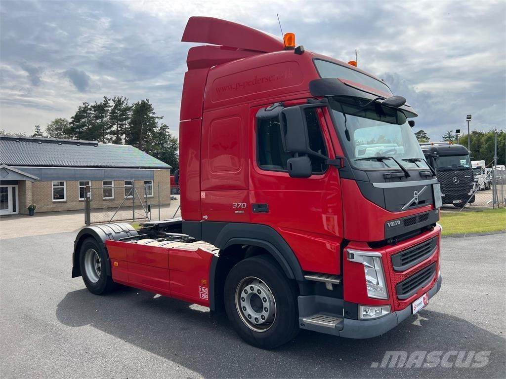 Volvo FM370 Τράκτορες