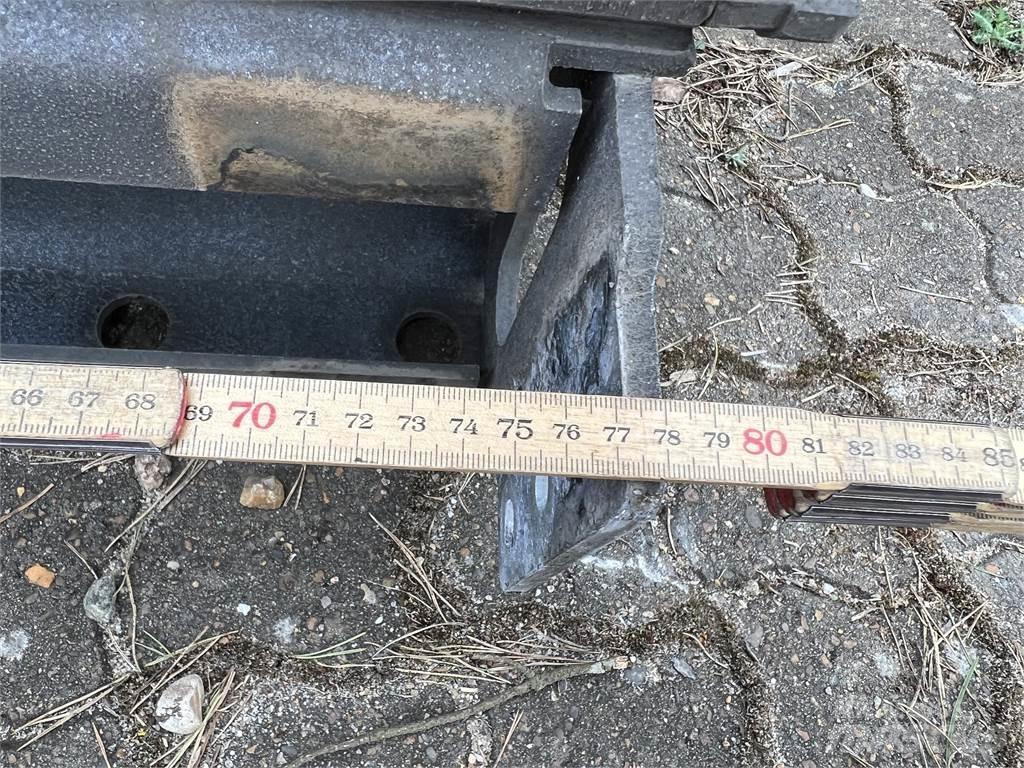   Με κινητό αμάξωμα