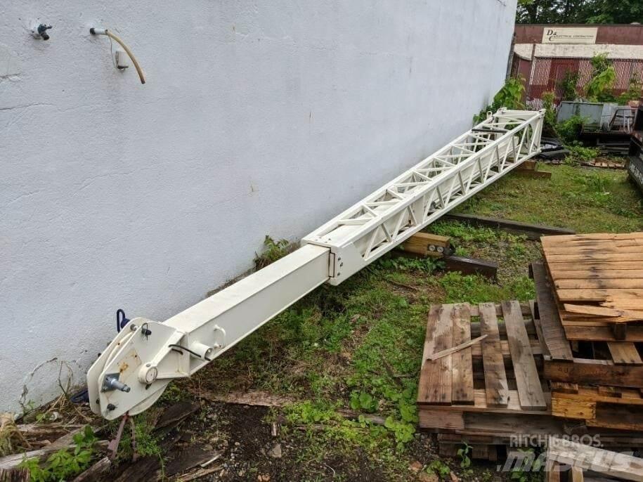 Terex  Μπούμες και κουτάλες