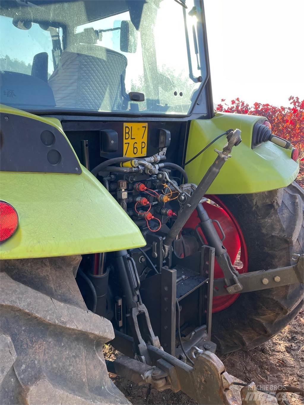 CLAAS AXOS 340 Τρακτέρ