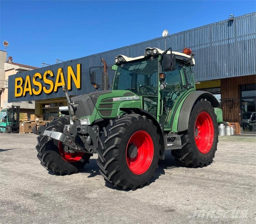 Fendt 211 VARIO Τρακτέρ