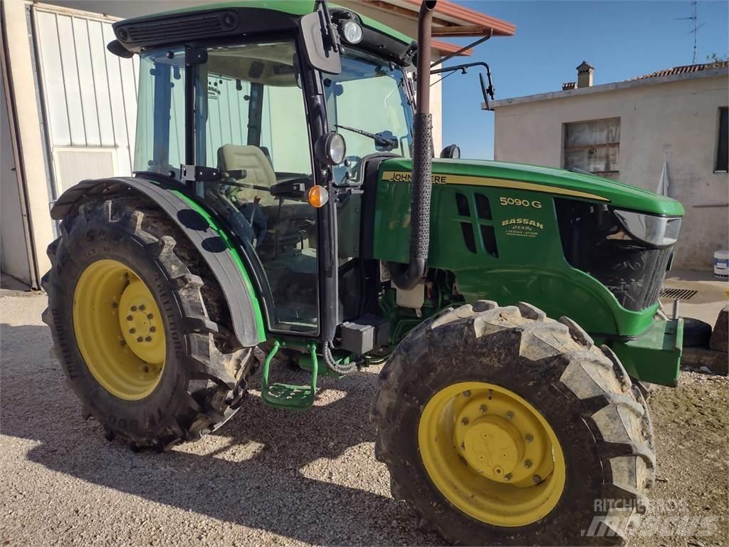 John Deere 5090 G Τρακτέρ