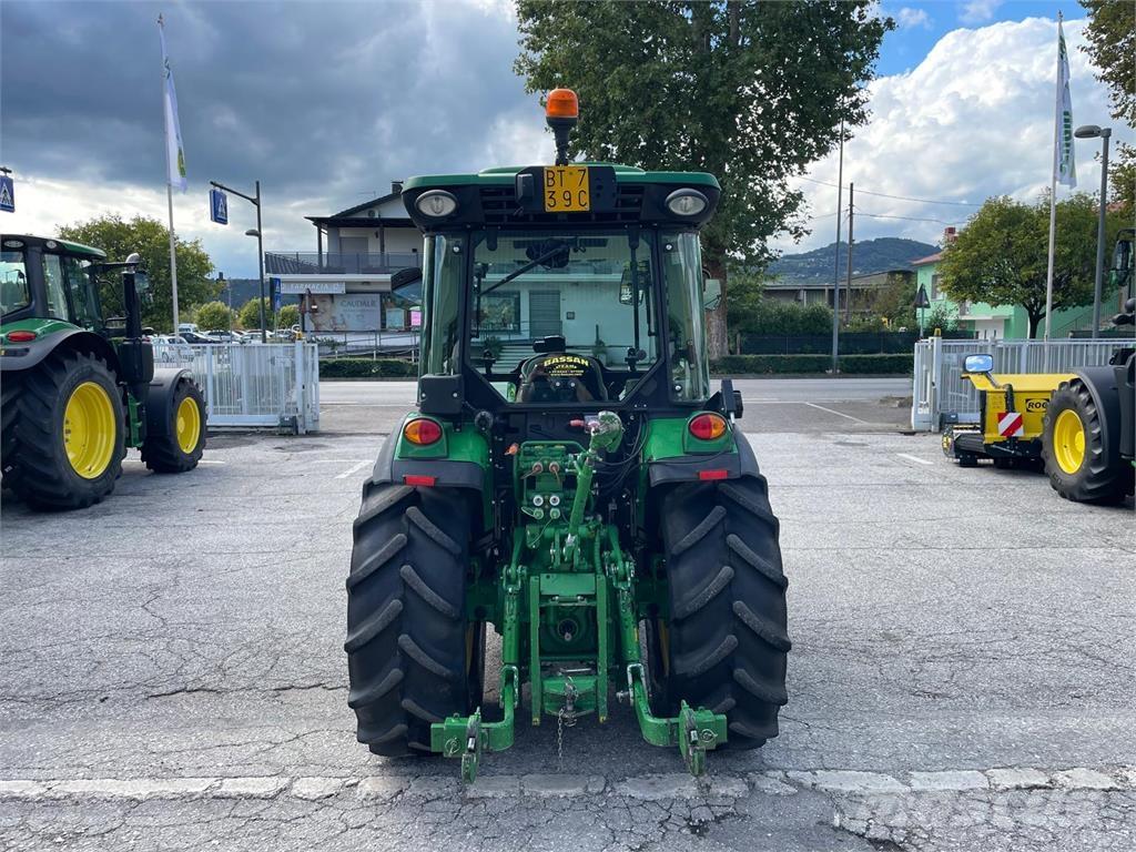 John Deere 5090 GF Τρακτέρ