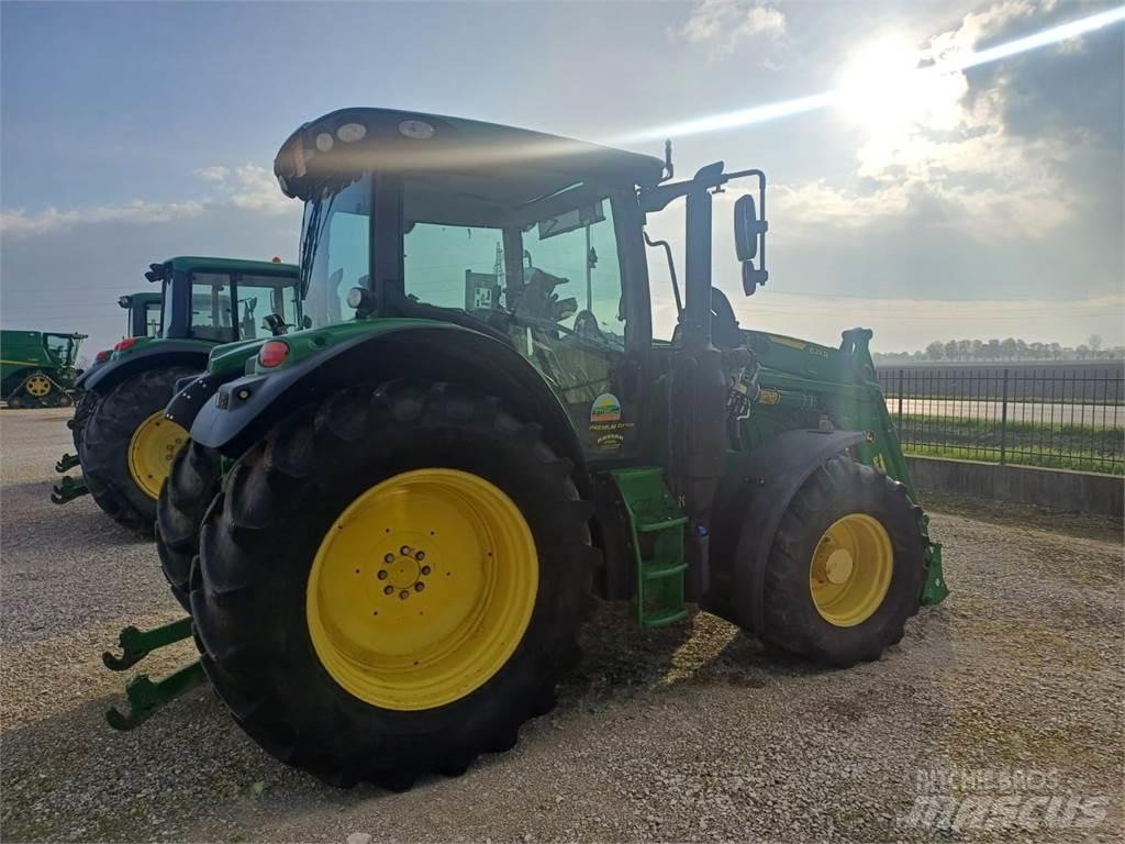John Deere 6110 R Τρακτέρ