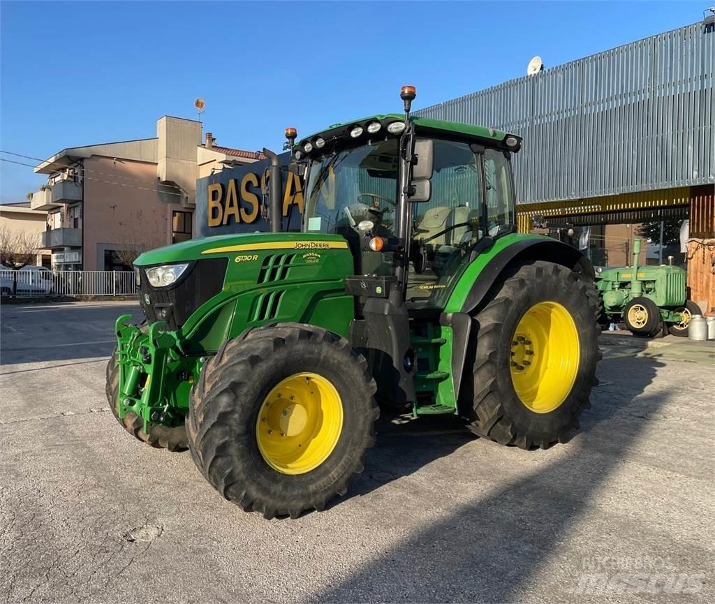 John Deere 6130 R Τρακτέρ