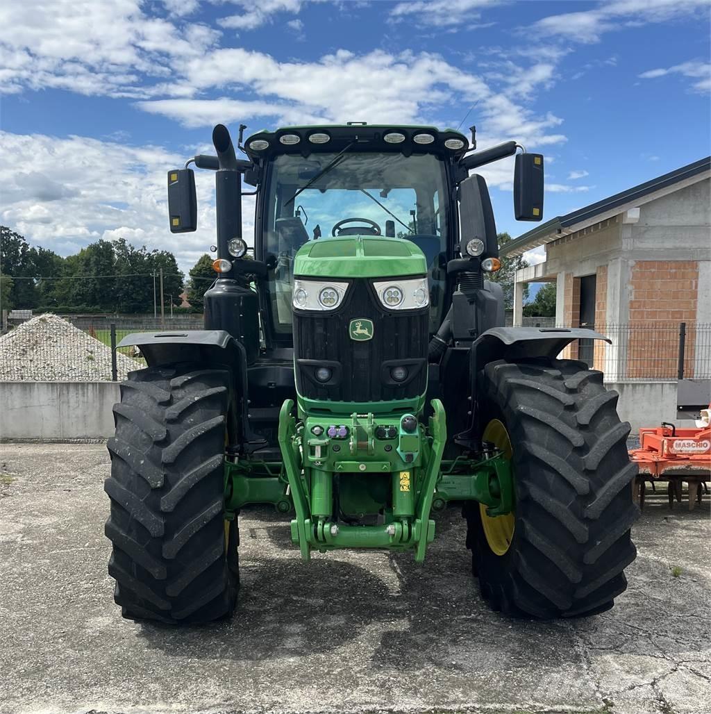 John Deere 6230 R Τρακτέρ