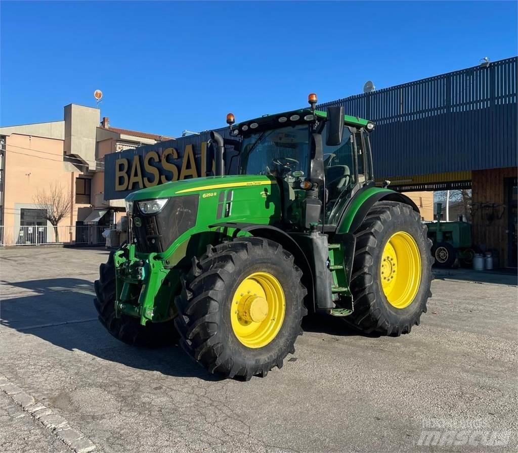 John Deere 6250 R Τρακτέρ