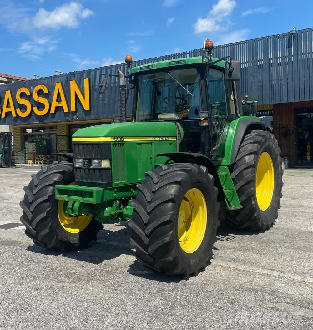 John Deere 6810 Τρακτέρ