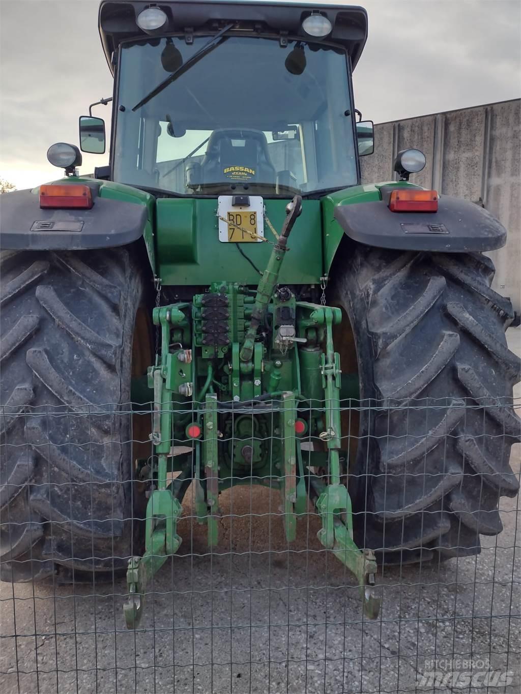 John Deere 8230 Τρακτέρ