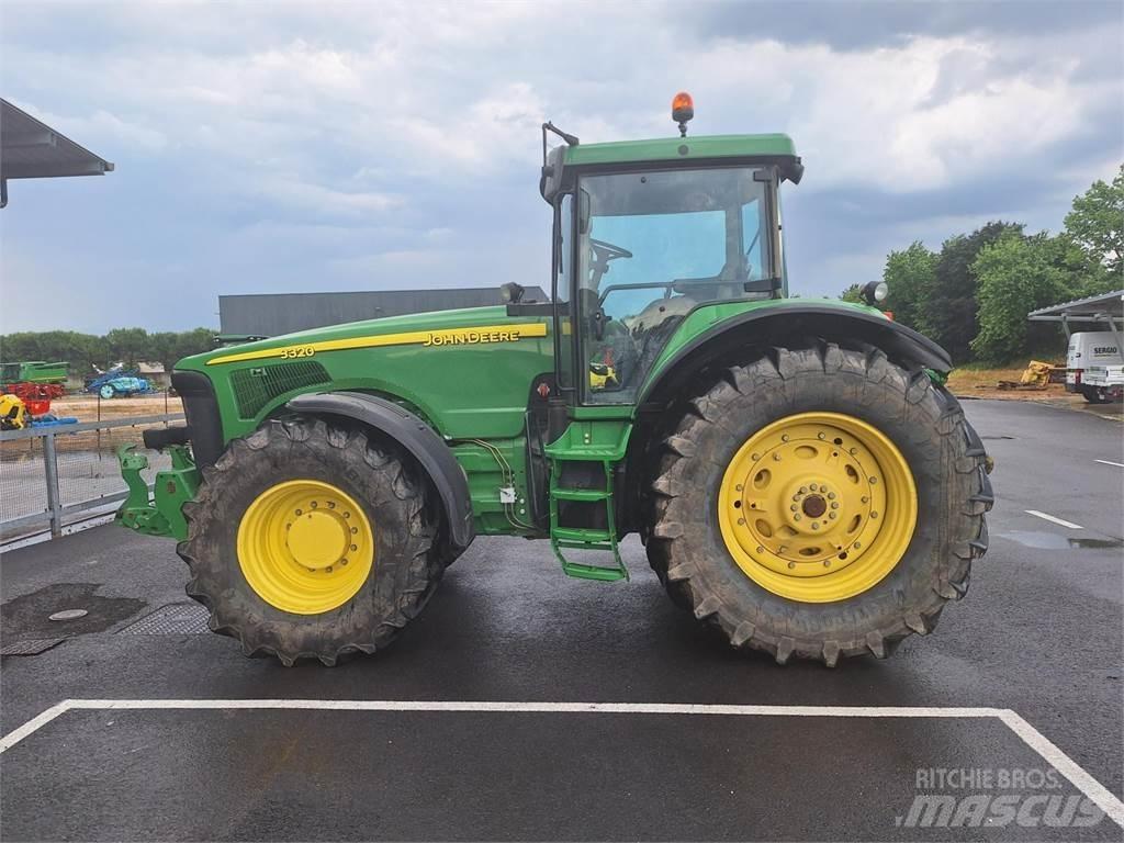 John Deere 8320 Τρακτέρ