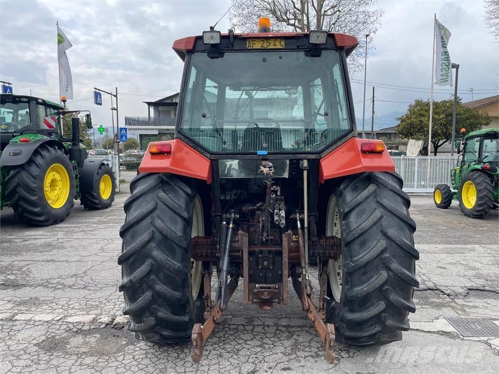 New Holland S 100 Τρακτέρ