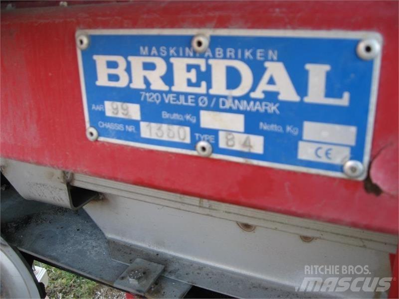 Bredal B 4 Διαστρωτήρες ανοργάνων