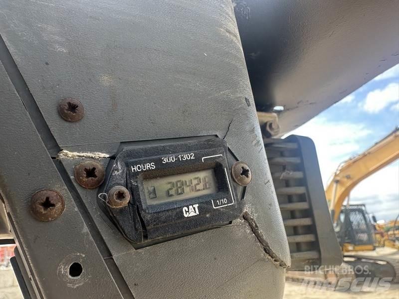 CAT 236B Κατασκευές - Άλλα