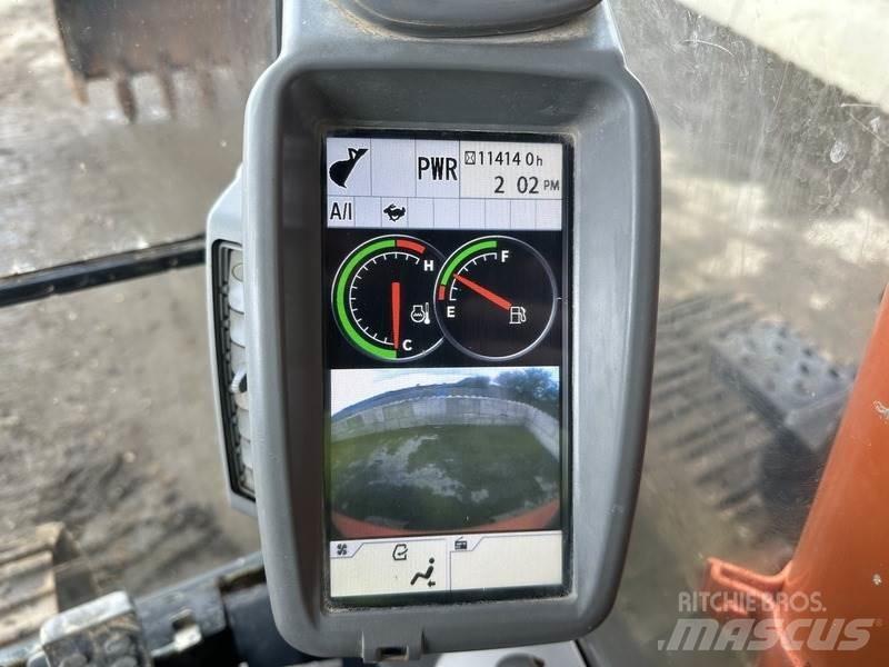 Hitachi ZX135 Εκσκαφείς με ερπύστριες