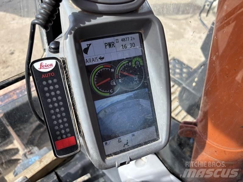 Hitachi ZX135 US-6 Εκσκαφείς με ερπύστριες