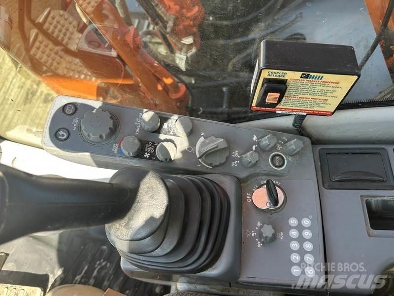 Hitachi ZX210LC-6 Εκσκαφείς με ερπύστριες