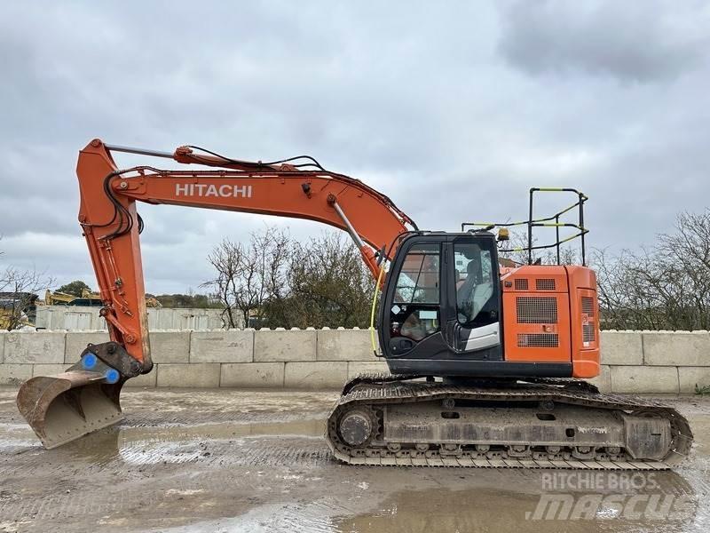 Hitachi ZX225USLC-6 Εκσκαφείς με ερπύστριες