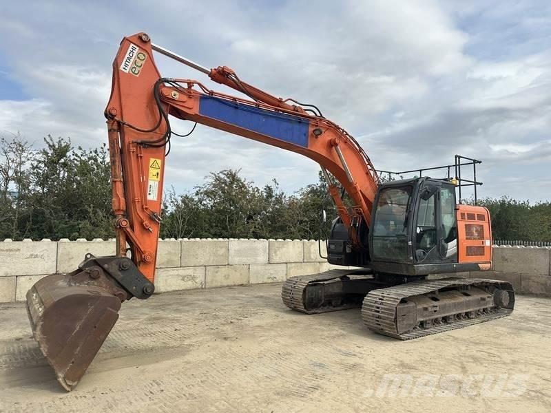 Hitachi ZX225USRLC-6 Εκσκαφείς με ερπύστριες