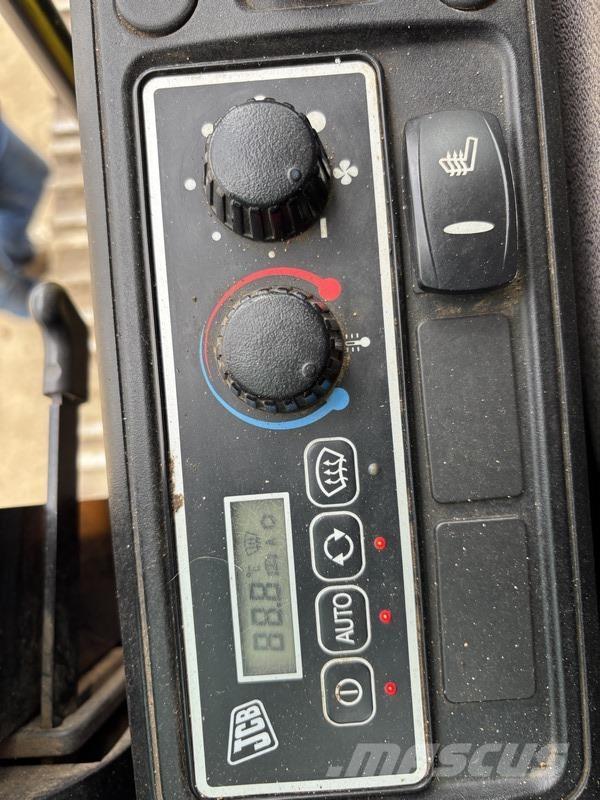 JCB JS220 LC Εκσκαφείς με ερπύστριες