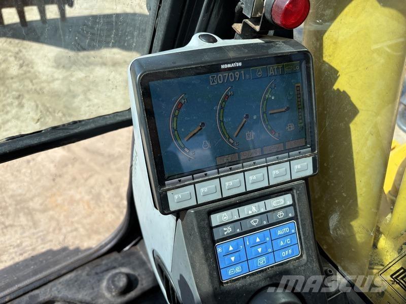 Komatsu PC210 LC-8 Εκσκαφείς με ερπύστριες