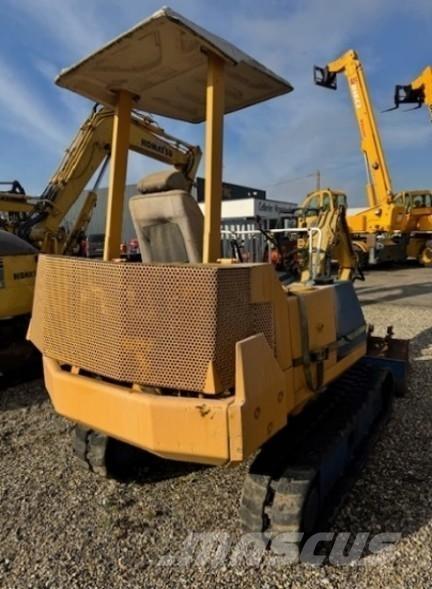 Komatsu PC20 Εκσκαφάκι (διαβολάκι) < 7t