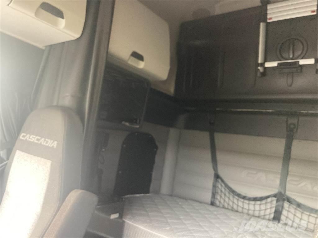 Freightliner  Τράκτορες