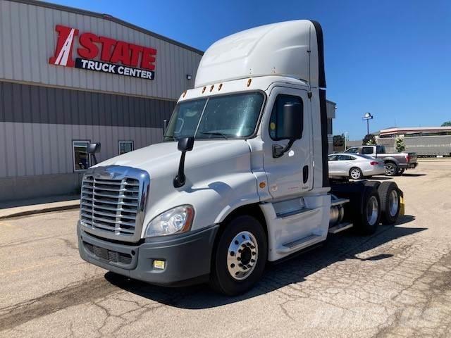 Freightliner Cascadia Τράκτορες