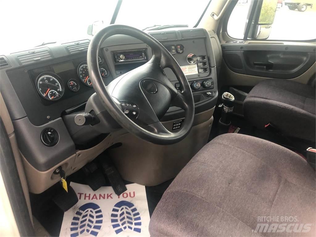 Freightliner Cascadia Τράκτορες