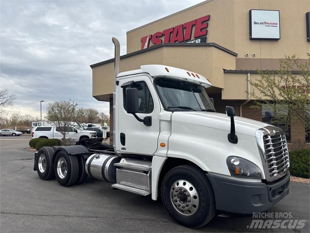 Freightliner Cascadia Τράκτορες