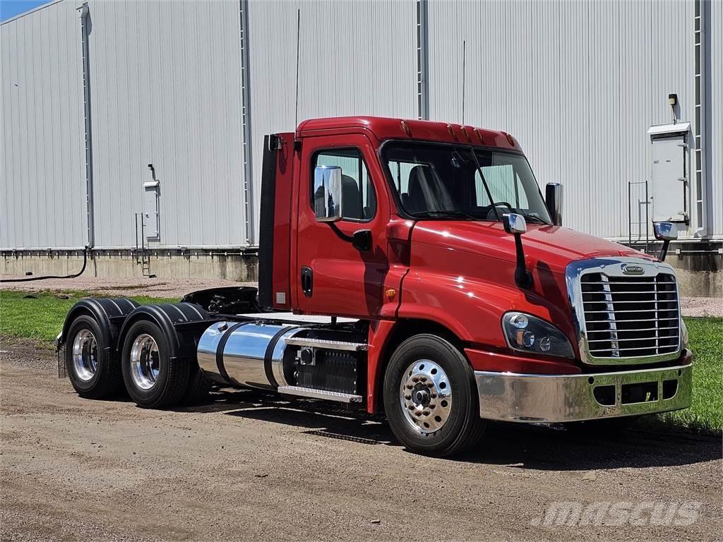 Freightliner Cascadia Τράκτορες