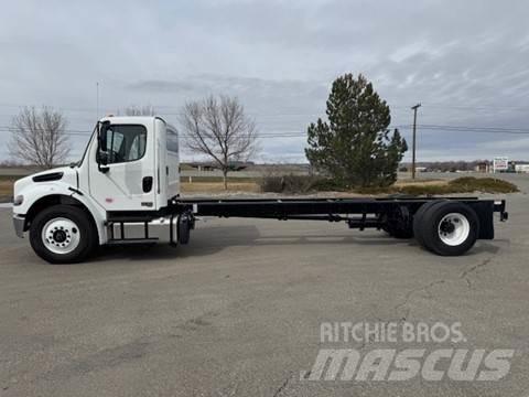 Freightliner M2 106 Τράκτορες