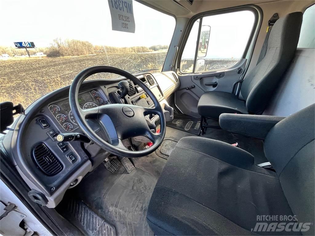Freightliner M2 106 Φορτηγά Κόφα