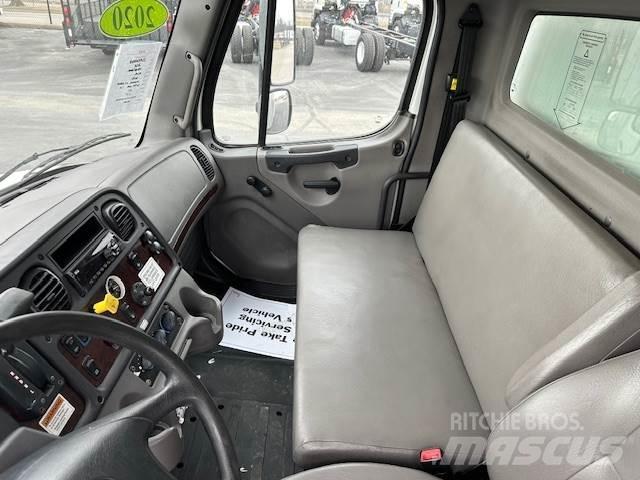 Freightliner M2106 Φορτηγά Κόφα