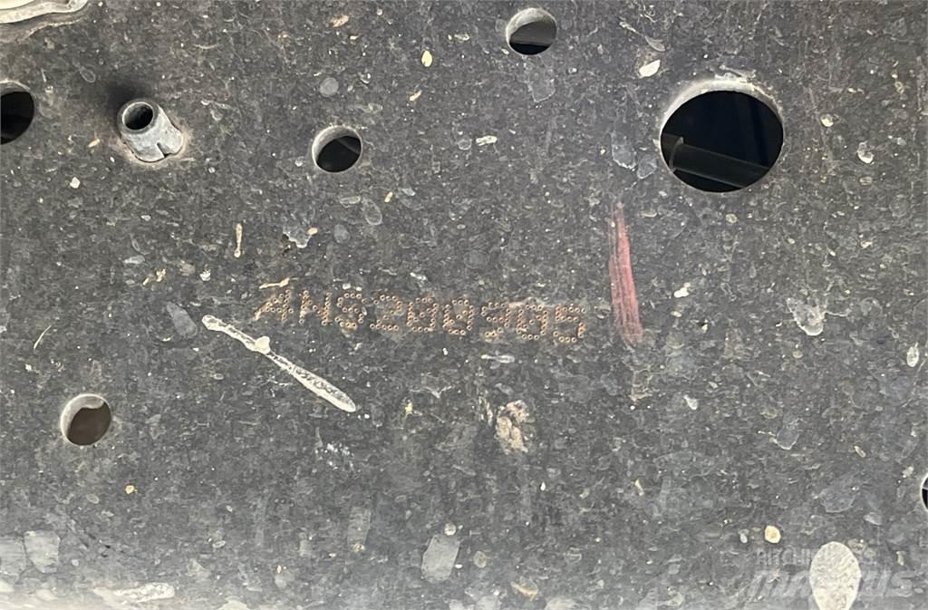 Isuzu NPR DC Φορτηγά Κόφα