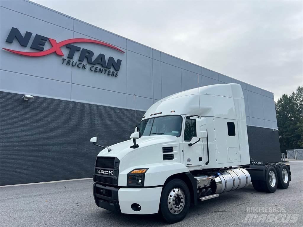 Mack AN64T Τράκτορες