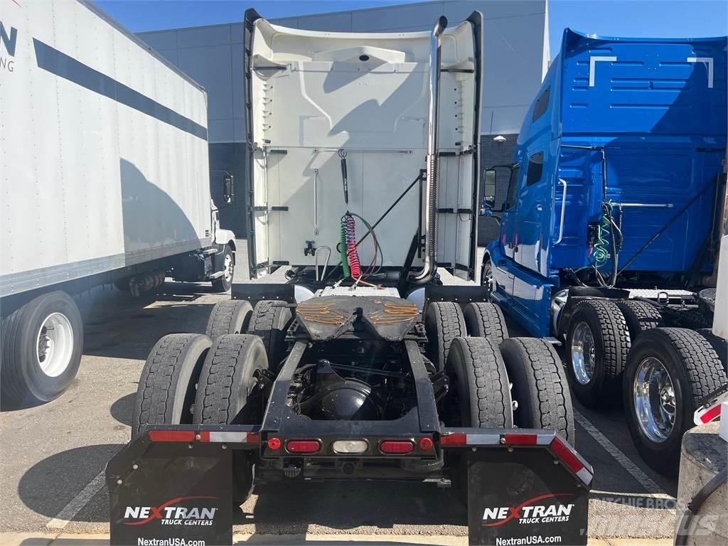 Mack AN64T Τράκτορες