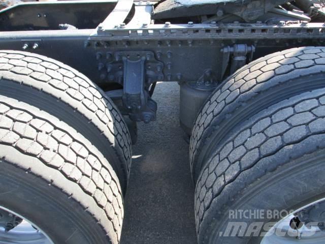 Mack AN64T Τράκτορες