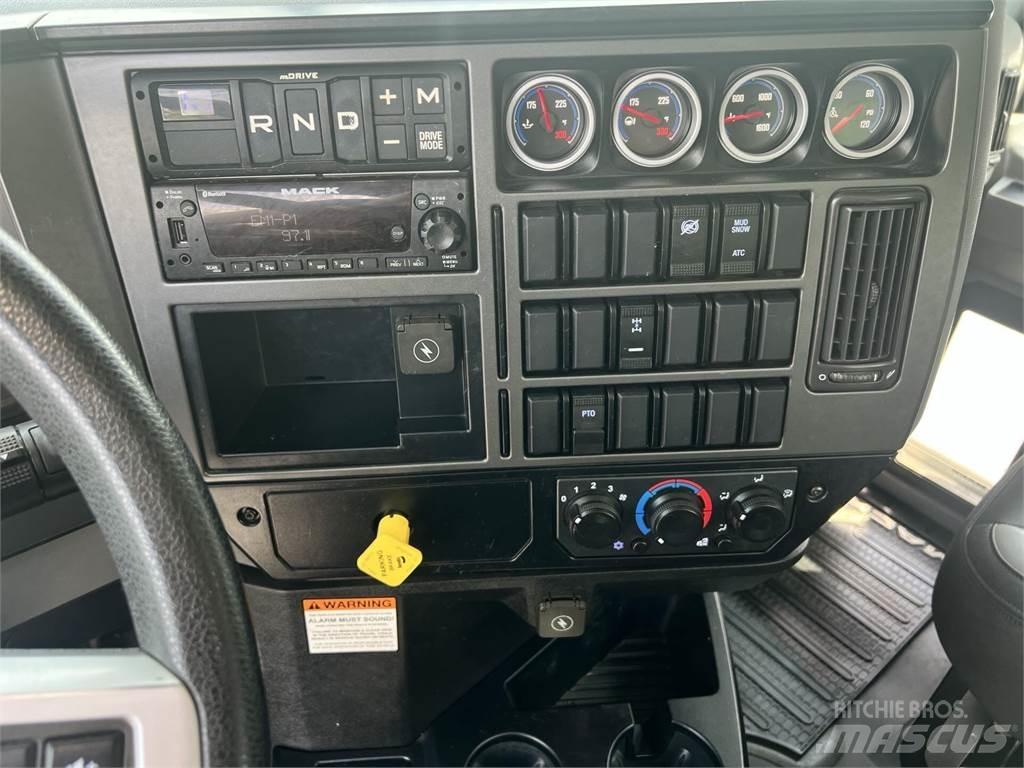 Mack GR64BR Άλλα Φορτηγά