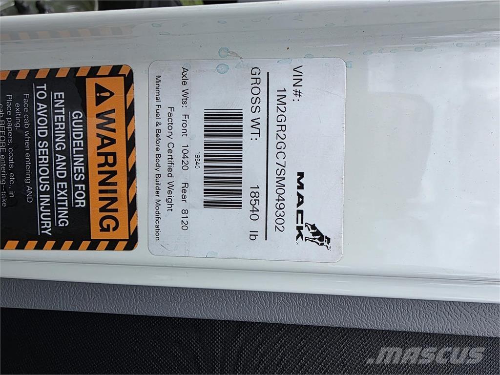 Mack GR64BR Φορτηγά Ανατροπή