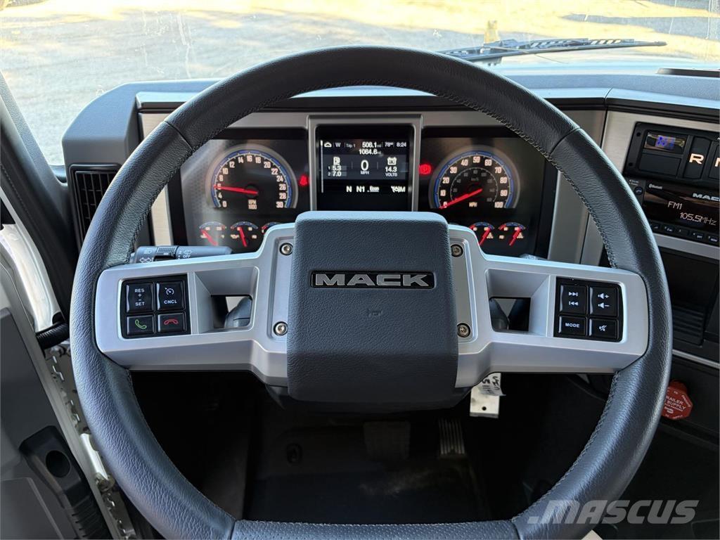 Mack GR64FR Φορτηγά Ανατροπή