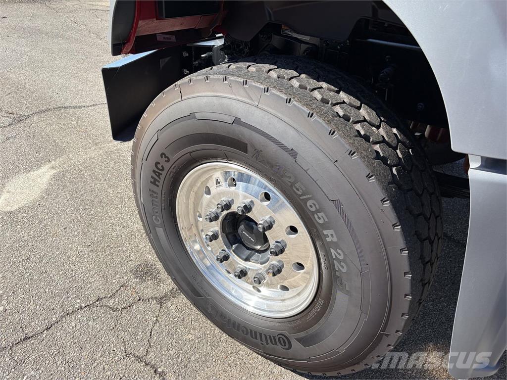 Mack GR64FR Φορτηγά-Μπετονιέρες