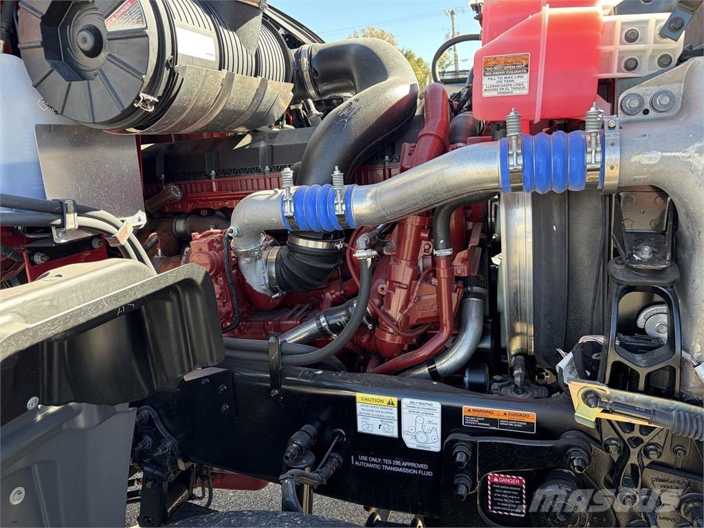 Mack GR64FR Φορτηγά-Μπετονιέρες