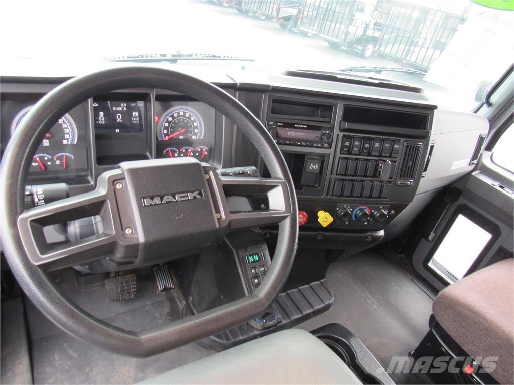 Mack MD742 Φορτηγά Σασί