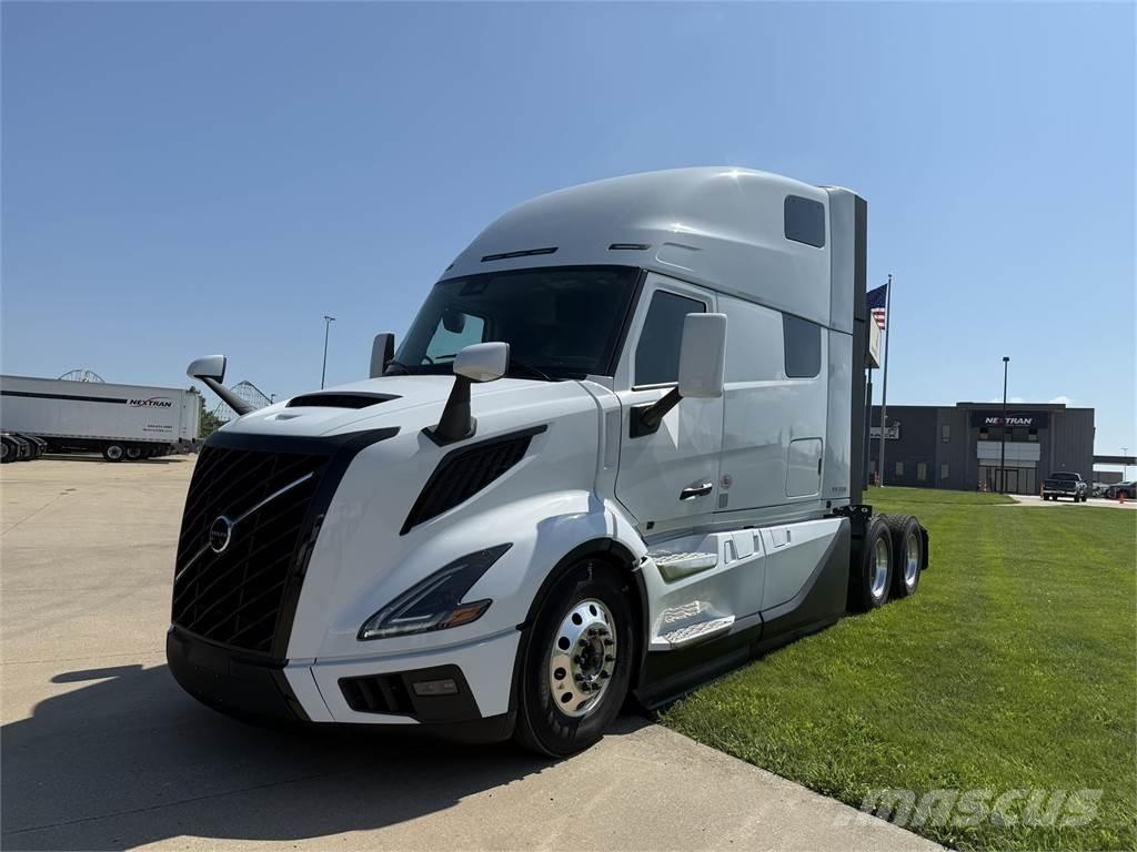Volvo NEW VNL860 Τράκτορες